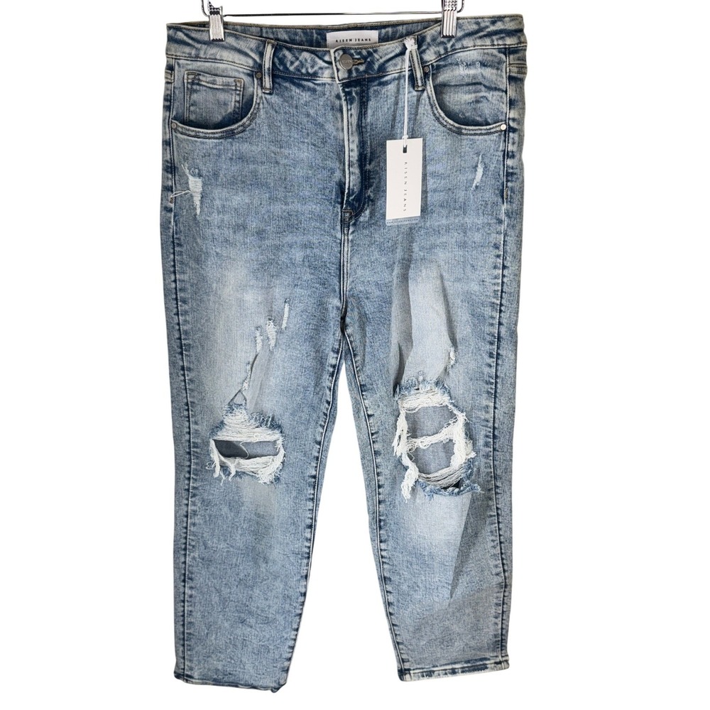 Risen High Rise Mom Jeans Women's 15/32‎ Distressed Light Wash Denim Tapered NWT